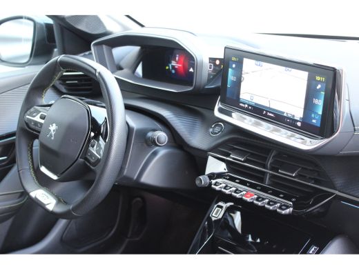 Peugeot e-208 EV 136PK GT PACK AUTOMAAT / NAVI / LEDER / CLIMA / PDC / 17" LMV / CAMERA / KEYLESS / WINTERPAKKE... ActivLease financial lease