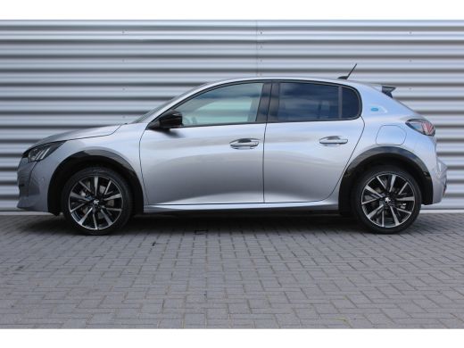 Peugeot e-208 EV 136PK GT PACK AUTOMAAT / NAVI / LEDER / CLIMA / PDC / 17" LMV / CAMERA / KEYLESS / WINTERPAKKE... ActivLease financial lease