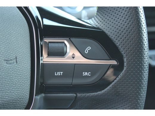 Peugeot e-208 EV 136PK GT PACK AUTOMAAT / NAVI / LEDER / CLIMA / PDC / 17" LMV / CAMERA / KEYLESS / WINTERPAKKE... ActivLease financial lease