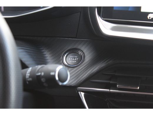 Peugeot e-208 EV 136PK GT PACK AUTOMAAT / NAVI / LEDER / CLIMA / PDC / 17" LMV / CAMERA / KEYLESS / WINTERPAKKE... ActivLease financial lease