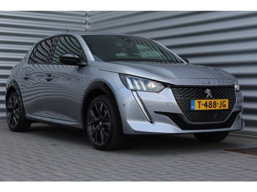 Peugeot e-208 EV 136PK GT PACK AUTOMAAT / NAVI / LEDER / CLIMA / PDC / 17" LMV / CAMERA / KEYLESS / WINTERPAKKE... ActivLease financial lease