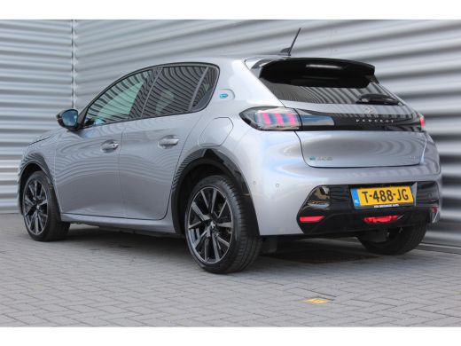 Peugeot e-208 EV 136PK GT PACK AUTOMAAT / NAVI / LEDER / CLIMA / PDC / 17" LMV / CAMERA / KEYLESS / WINTERPAKKE... ActivLease financial lease