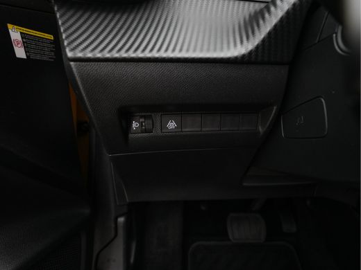 Peugeot e-208 EV Blue Lease Allure 50 kWh (INCL-BTW) *FULL-LED | DIGI-COCKPIT | NAVI-FULLMAP | KEYLESS | CCS-FA... ActivLease financial lease