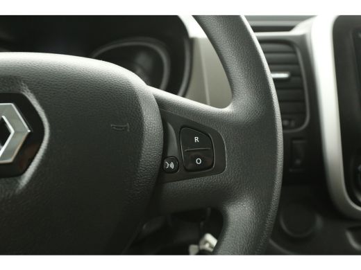 Renault Trafic 1.6 dCi T29 L1H1 Airco Camera Cruise Navigatie PDC 3 Persoons Elektrpakket ActivLease financial lease