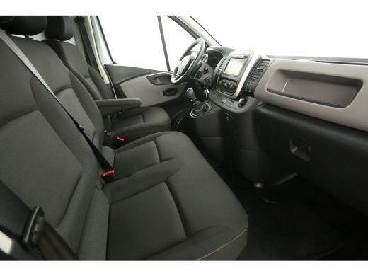 Renault Trafic 1.6 dCi T29 L1H1 Airco Camera Cruise Navigatie PDC 3 Persoons Elektrpakket ActivLease financial lease