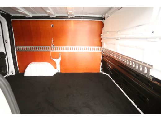 Renault Trafic 1.6 dCi T29 L1H1 Airco Camera Cruise Navigatie PDC 3 Persoons Elektrpakket ActivLease financial lease