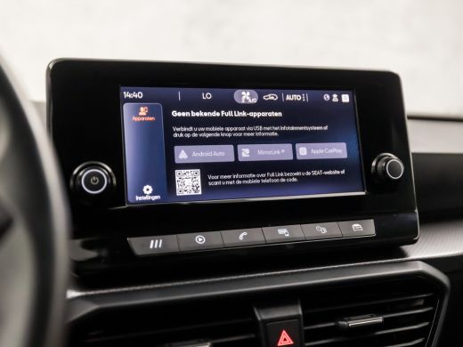 Seat Leon Sportstourer 1.0 TSI Sport (APPLE CARPLAY, CLIMATE, LM VELGEN, CRUISE, SPORTSTOELEN, GETINT GLAS, NIEUWE APK, ... ActivLease financial lease