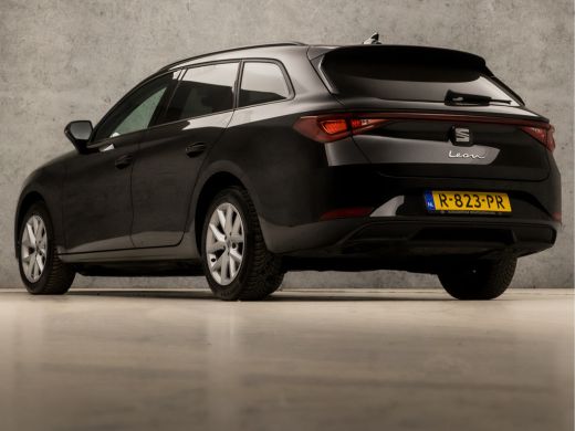 Seat Leon Sportstourer 1.0 TSI Sport (APPLE CARPLAY, CLIMATE, LM VELGEN, CRUISE, SPORTSTOELEN, GETINT GLAS, NIEUWE APK, ... ActivLease financial lease