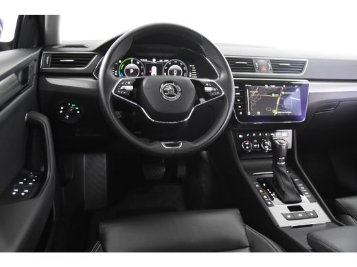 Skoda Superb Combi 1.4 TSI iV Hybrid *1ste Eigenaar*360 Camera*Trekhaak*Leer* ActivLease financial lease