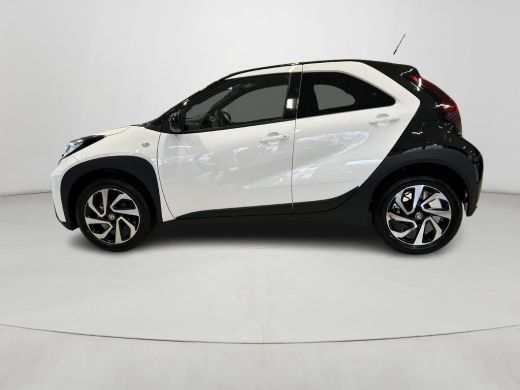 Toyota Aygo 1.0 VVT-i MT Pulse ActivLease financial lease