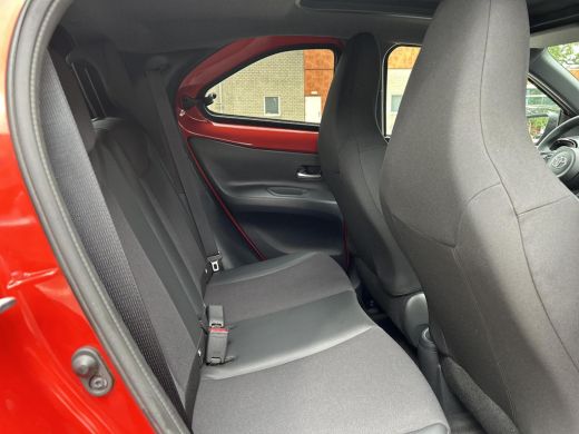 Toyota Aygo 1.0 VVT-i S-CVT Premium ActivLease financial lease