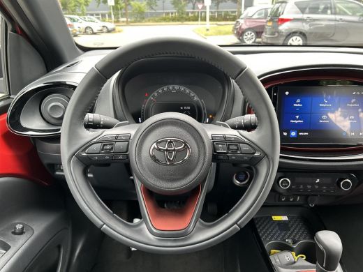 Toyota Aygo 1.0 VVT-i S-CVT Premium ActivLease financial lease