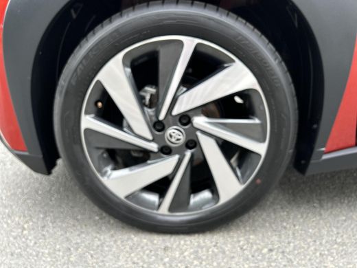 Toyota Aygo 1.0 VVT-i S-CVT Premium ActivLease financial lease