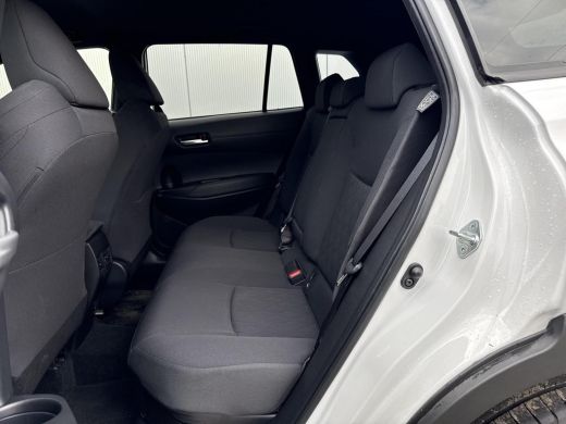 Toyota Corolla Cross Hybrid 140 Dynamic **STOEL EN STUURWIELVERWARMING/ KEYLESS/ ADAPTIEVE CRUISE CONTROL/ 36 MAANDEN ... ActivLease financial lease