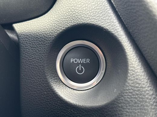 Toyota Corolla Cross Hybrid 140 Dynamic **STOEL EN STUURWIELVERWARMING/ KEYLESS/ ADAPTIEVE CRUISE CONTROL/ 36 MAANDEN ... ActivLease financial lease