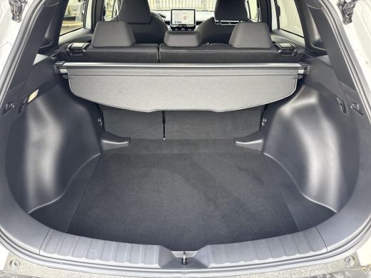 Toyota Corolla Cross Hybrid 140 Dynamic **STOEL EN STUURWIELVERWARMING/ KEYLESS/ ADAPTIEVE CRUISE CONTROL/ 36 MAANDEN ... ActivLease financial lease