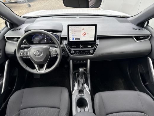 Toyota Corolla Cross Hybrid 140 Dynamic **STOEL EN STUURWIELVERWARMING/ KEYLESS/ ADAPTIEVE CRUISE CONTROL/ 36 MAANDEN ... ActivLease financial lease