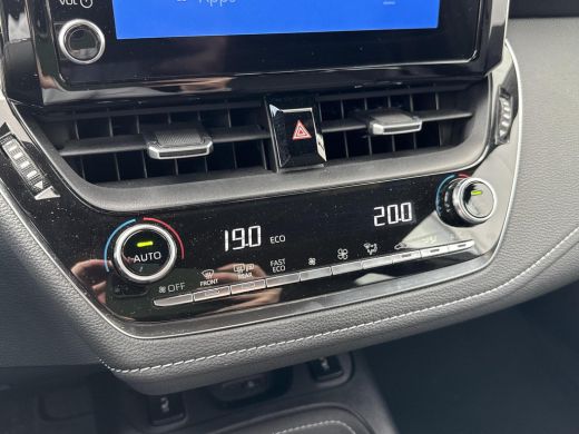 Toyota Corolla Touring Sports 1.8 Hybrid Dynamic **NAVIGATIE/ STOELVERWARMING/ ADAPTIEVE CRUISE CONTROL/ 36 MAANDEN GARANTIE** ActivLease financial lease