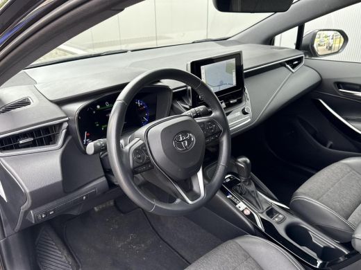 Toyota Corolla Touring Sports 1.8 Hybrid Dynamic **NAVIGATIE/ STOELVERWARMING/ ADAPTIEVE CRUISE CONTROL/ 36 MAANDEN GARANTIE** ActivLease financial lease