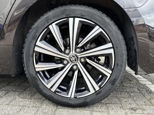 Toyota Corolla Touring Sports 1.8 Hybrid Dynamic **NAVIGATIE/ STOELVERWARMING/ ADAPTIEVE CRUISE CONTROL/ 36 MAANDEN GARANTIE** ActivLease financial lease