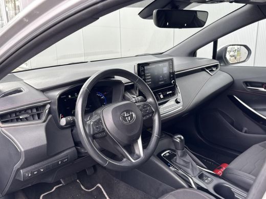 Toyota Corolla Touring Sports 1.8 Hybrid Style **NAVIGATIE/ STOELVERWARMING/ ELEKTRISCHE ACHTERKLEP/ 36 MAANDEN GARANTIE** ActivLease financial lease