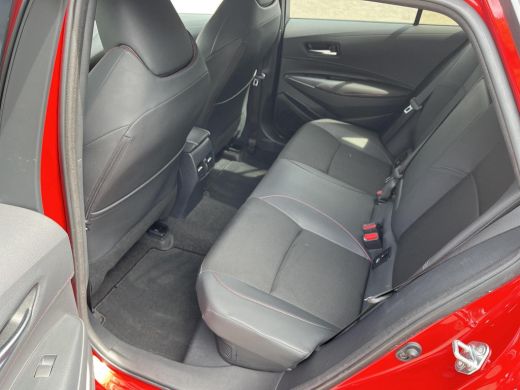Toyota Corolla Touring Sports Hybrid 200 GR Sport Plus | Navigatie | Apple CarPlay/Android auto | Achteruitrijcamera | Elektris... ActivLease financial lease