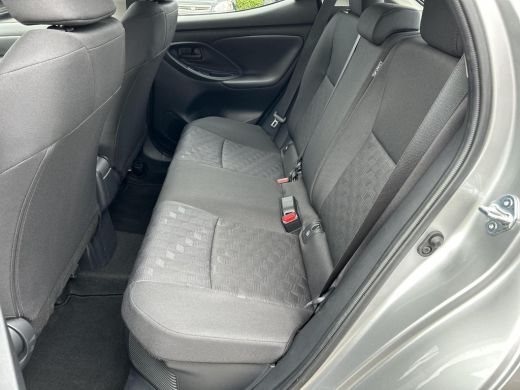 Toyota Yaris 1.5 Hybrid 115 Active (Carplay - Adaptive cruise) ActivLease financial lease