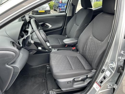 Toyota Yaris 1.5 Hybrid 115 Active (Carplay - Adaptive cruise) ActivLease financial lease