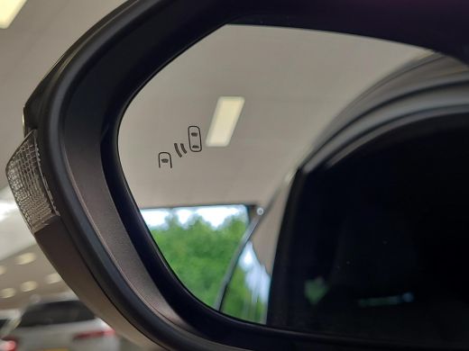 Toyota Yaris 1.5 Hybrid 130 Executive | Apple CarPlay | Blindspot | Navigatie | Rijklaarprijs incl. garantie | ActivLease financial lease