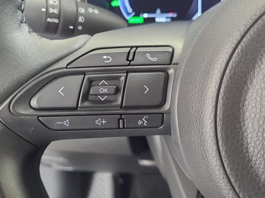 Toyota Yaris 1.5 Hybrid 130 Executive | Apple CarPlay | Blindspot | Navigatie | Rijklaarprijs incl. garantie | ActivLease financial lease