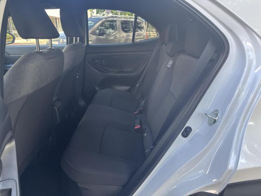 Toyota Yaris Cross 1.5 Hybrid 130 Dynamic | 06-10141018 Voor meer informatie ActivLease financial lease
