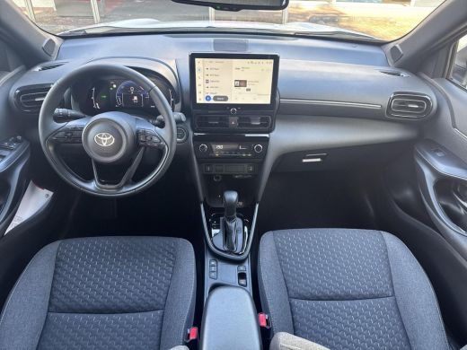 Toyota Yaris Cross 1.5 Hybrid 130 Dynamic | 06-10141018 Voor meer informatie ActivLease financial lease