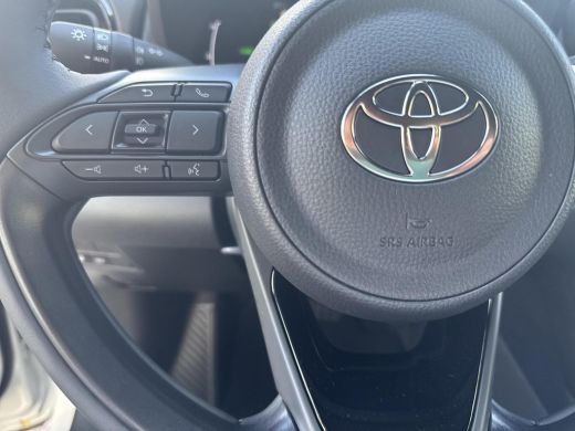 Toyota Yaris Cross 1.5 Hybrid 130 Dynamic | 06-10141018 Voor meer informatie ActivLease financial lease