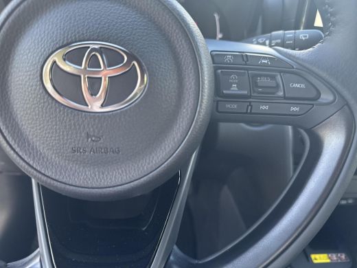 Toyota Yaris Cross 1.5 Hybrid 130 Dynamic | 06-10141018 Voor meer informatie ActivLease financial lease