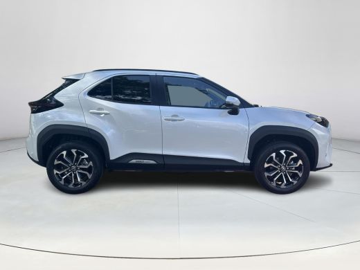Toyota Yaris Cross 1.5 Hybrid 130 Dynamic | 06-10141018 Voor meer informatie ActivLease financial lease