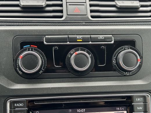 Volkswagen Caddy 2.0 TDI 123 PK 4-MOTION 4x4 / L2H1 / 1e EIG. / AIRCO / CRUISE / NAVI / TREKHAAK / INRICHTING / BL... ActivLease financial lease