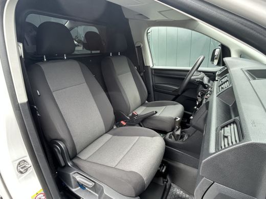 Volkswagen Caddy 2.0 TDI 123 PK 4-MOTION 4x4 / L2H1 / 1e EIG. / AIRCO / CRUISE / NAVI / TREKHAAK / INRICHTING / BL... ActivLease financial lease