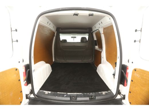 Volkswagen Caddy 2.0 TDI L1H1 Airco Cruise Imperiaal Elektrpakket Trekhaak ActivLease financial lease