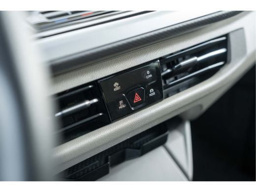 Volkswagen Multivan 1.4 eHybrid L2H1 Life Business | Achterstoelen vijf | Alarmsysteem | Apple Carplay/Android Auto ActivLease financial lease