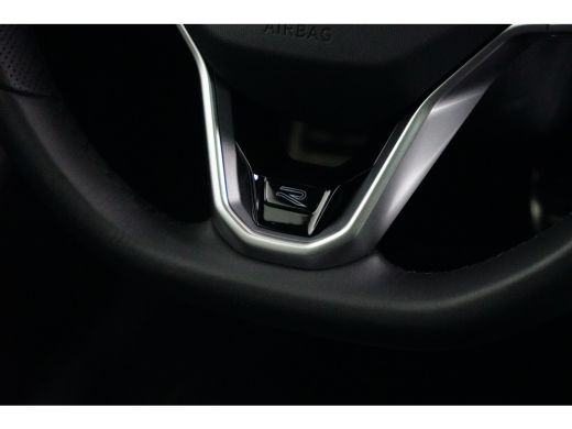 Volkswagen Passat Variant 1.5 eHybrid 272PK DSG-6 R-Line Business | PANORAMADAK | TREKHAAK | 19 INCH | ELEKTR. A. K... ActivLease financial lease