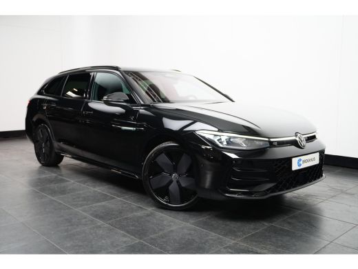 Volkswagen Passat Variant 1.5 eHybrid 272PK DSG-6 R-Line Business | PANORAMADAK | TREKHAAK | 19 INCH | ELEKTR. A. K... ActivLease financial lease