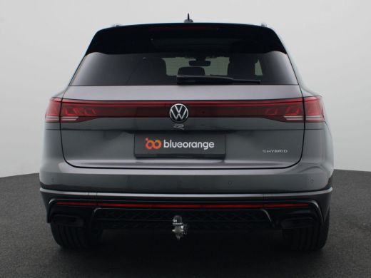 Volkswagen Touareg 3.0 TSi eHybrid 4MOTION R Edition 463PK DSG matrix led, trekhaak, panoramadak, 360gr. camera, led... ActivLease financial lease