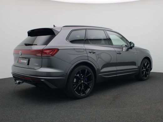 Volkswagen Touareg 3.0 TSi eHybrid 4MOTION R Edition 463PK DSG matrix led, trekhaak, panoramadak, 360gr. camera, led... ActivLease financial lease