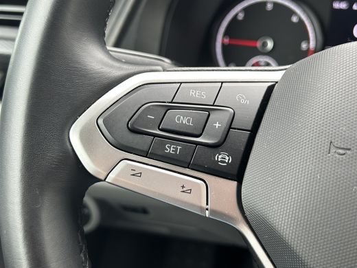 Volkswagen Transporter 2.0 TDI 150 PK AUTOMAAT DSG COMFORTLINE EXE / L2H1 / 1e EIG. / 24.504KM !! / AIRCO / CRUISE / NAV... ActivLease financial lease