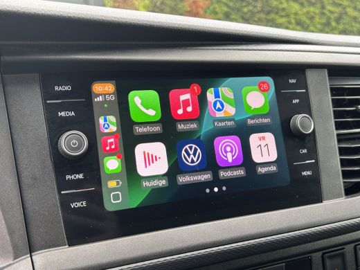 Volkswagen Transporter 2.0 TDI 150 PK AUTOMAAT DSG COMFORTLINE EXE / L2H1 / 1e EIG. / 24.504KM !! / AIRCO / CRUISE / NAV... ActivLease financial lease