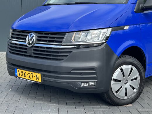 Volkswagen Transporter 2.0 TDI 150 PK AUTOMAAT DSG COMFORTLINE EXE / L2H1 / 1e EIG. / 24.504KM !! / AIRCO / CRUISE / NAV... ActivLease financial lease