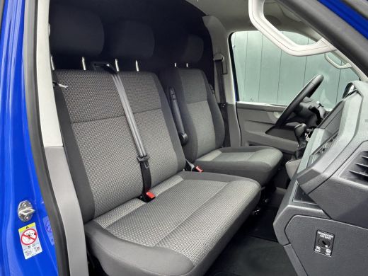 Volkswagen Transporter 2.0 TDI 150 PK AUTOMAAT DSG COMFORTLINE EXE / L2H1 / 1e EIG. / 24.504KM !! / AIRCO / CRUISE / NAV... ActivLease financial lease