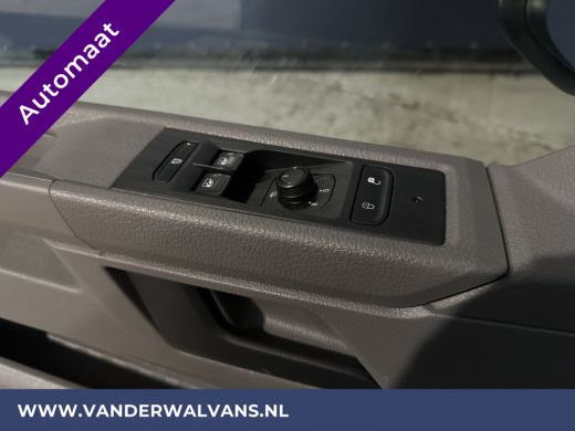 Volkswagen Transporter 2.0 TDI 150pk Automaat L2H1 Euro6 Airco | 2500kg Trekhaak | Velgen | Navigatie | Apple Carplay an... ActivLease financial lease