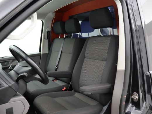 Volkswagen Transporter 2.0 TDI L1H1 *30.679 KM* + 18 INCH LMV | APPLE CARPLAY | ANDROID AUTO | CRUISE CONTROL ActivLease financial lease