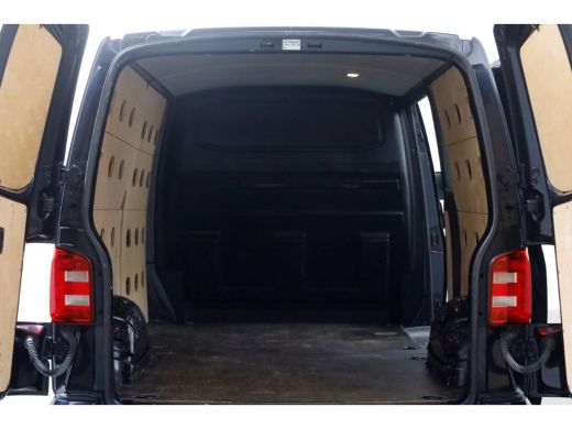 Volkswagen Transporter T6 2.0 TDI 150pk E6 Lang DSG-Automaat Highline LED/ACC/Navi 01-2018 ActivLease financial lease